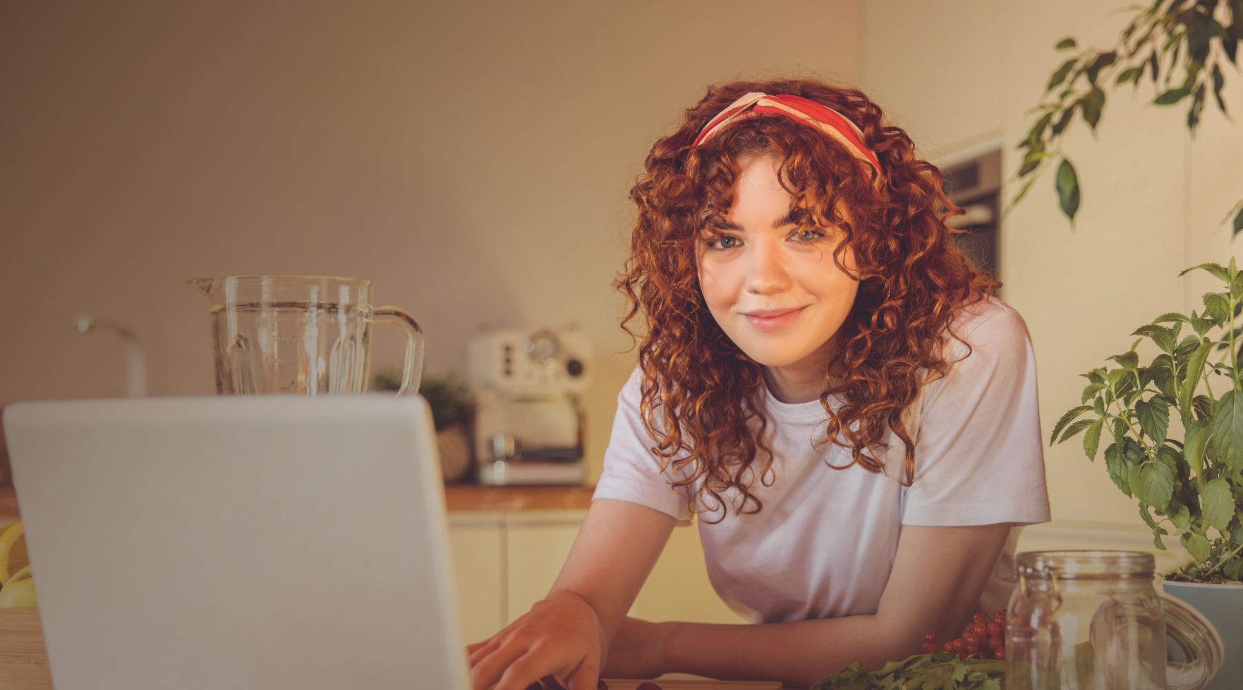 Mädchen mit Computer